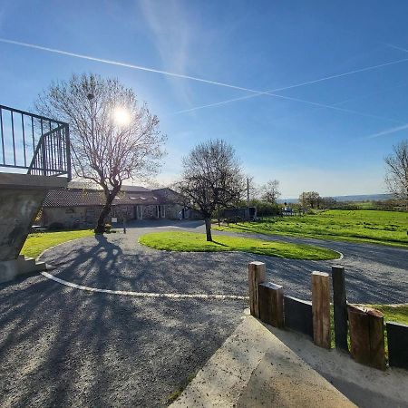 Le Logis Des Chons A La Campagne A Saint Hilaire Du Bois - Lys Haut Layon Le Plessis  Dış mekan fotoğraf