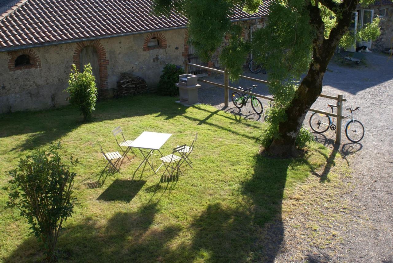 Le Logis Des Chons A La Campagne A Saint Hilaire Du Bois - Lys Haut Layon Le Plessis  Dış mekan fotoğraf