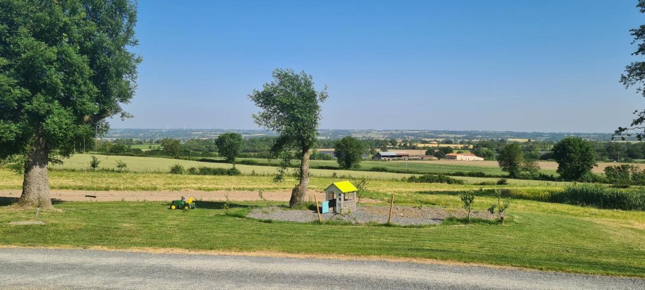 Le Logis Des Chons A La Campagne A Saint Hilaire Du Bois - Lys Haut Layon Le Plessis  Dış mekan fotoğraf